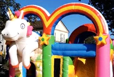 Hüpfburg Einhorn 1